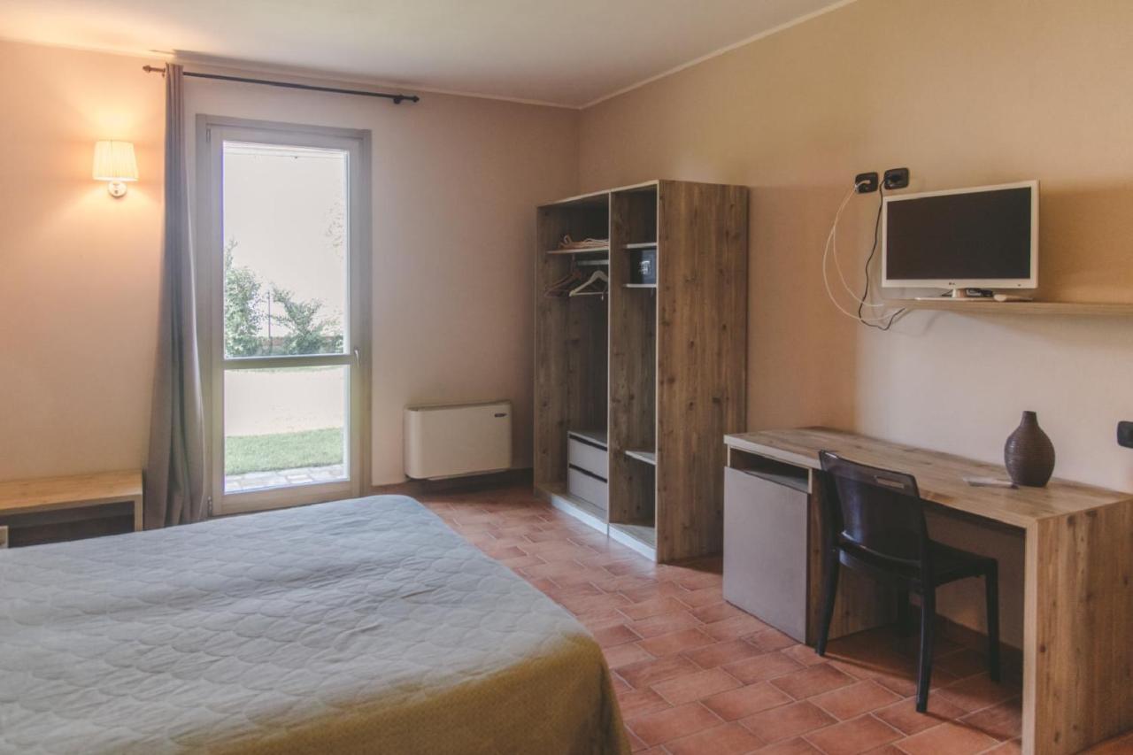 Agriturismo Bassanine Monticelli dʼOngina المظهر الخارجي الصورة