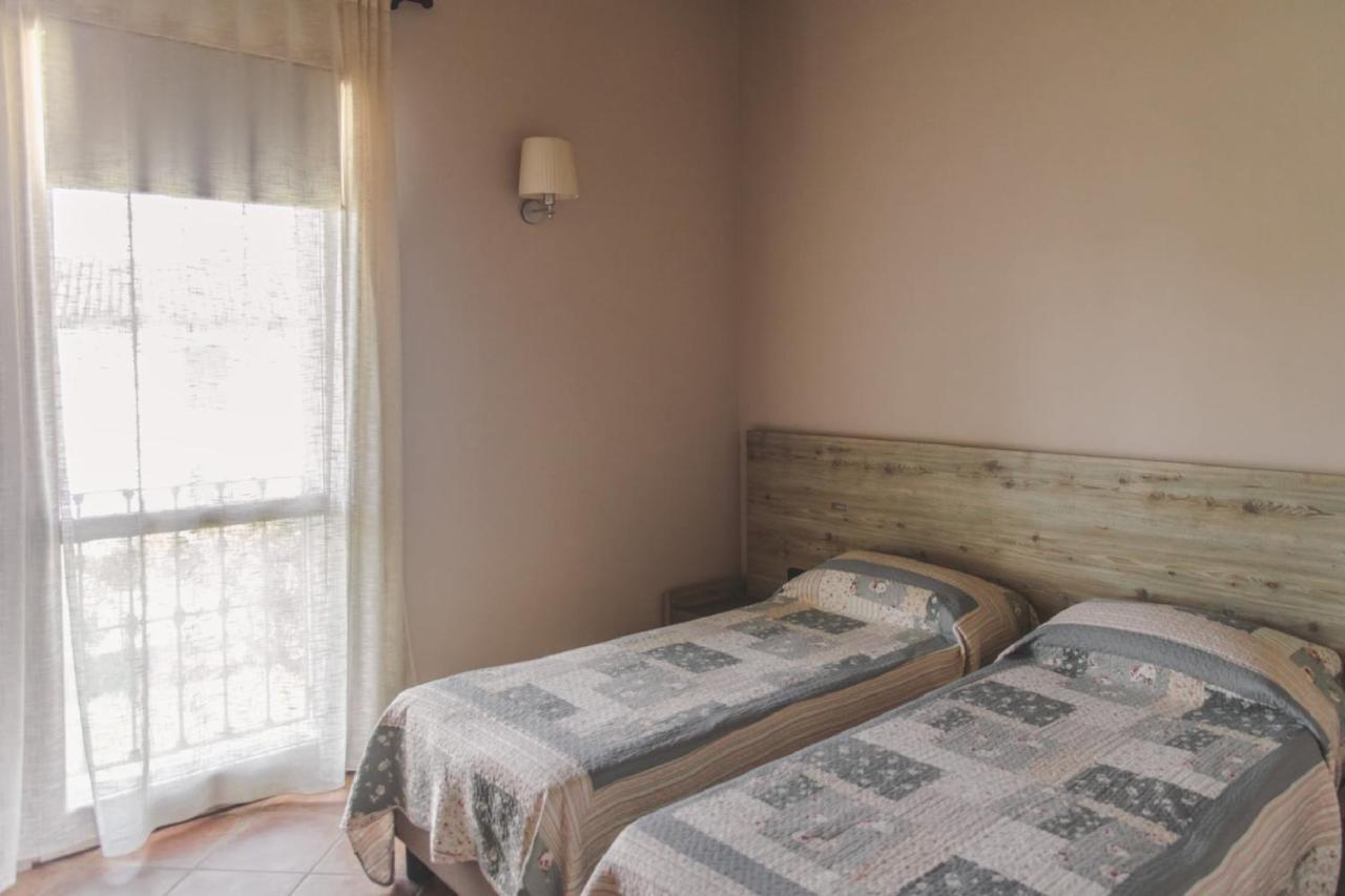 Agriturismo Bassanine Monticelli dʼOngina المظهر الخارجي الصورة