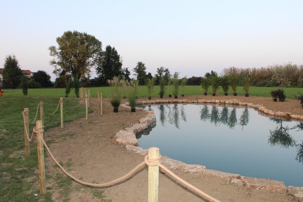 Agriturismo Bassanine Monticelli dʼOngina المظهر الخارجي الصورة