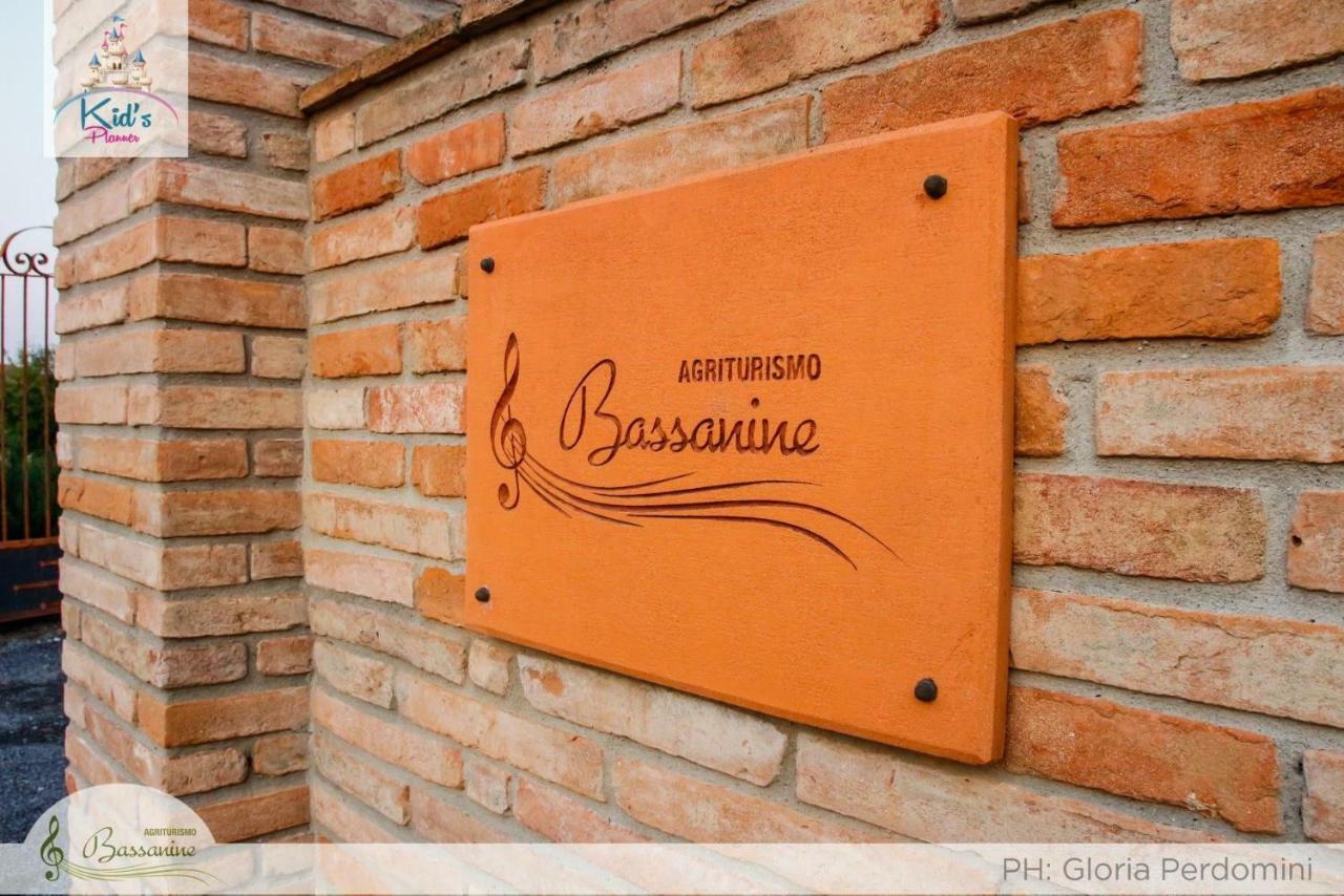 Agriturismo Bassanine Monticelli dʼOngina المظهر الخارجي الصورة